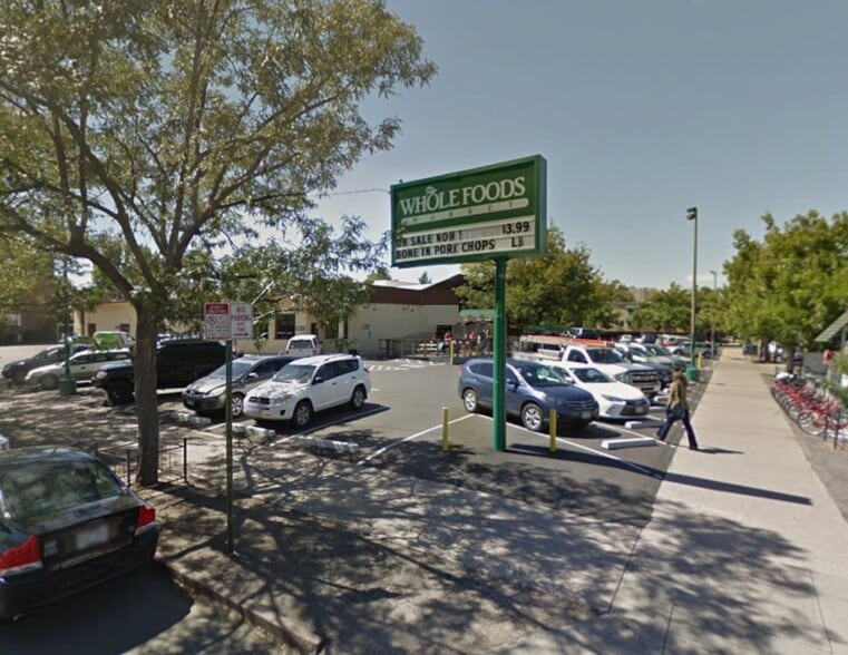 Building Photo - 1233 N Ogden St