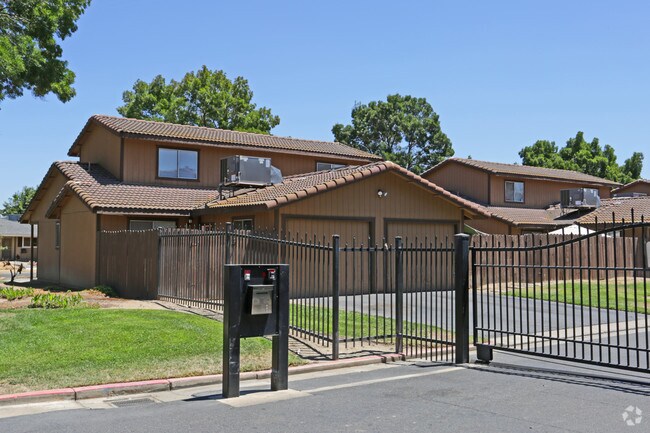 Building Photo - Ridgeview Meadows