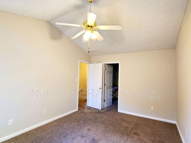 Building Photo - 97 Livingston Ln
