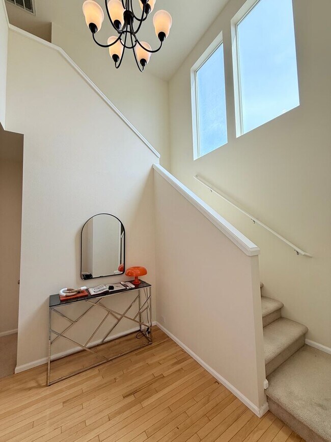 Building Photo - For Rent – Bright & Spacious Home with Bonus Room