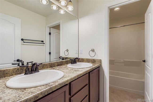 Building Photo - Spacious Spring Valley Stunner – Move-In R...