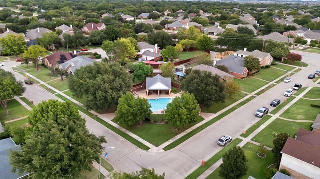Building Photo - 5708 McKinley Ln