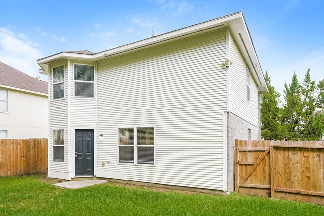 Building Photo - 12623 Tracewood Ln