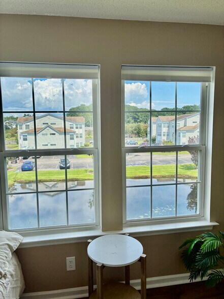 Building Photo - 8641 S Bridge Dr