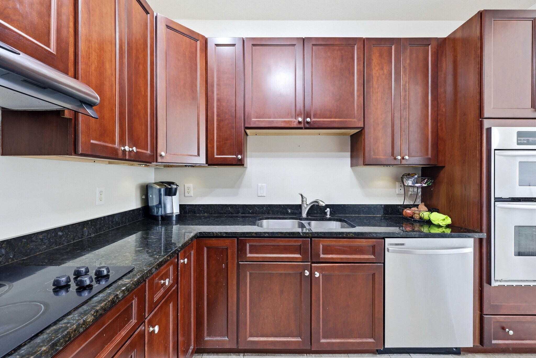 Building Photo - 6652 7th Avenue Cir W