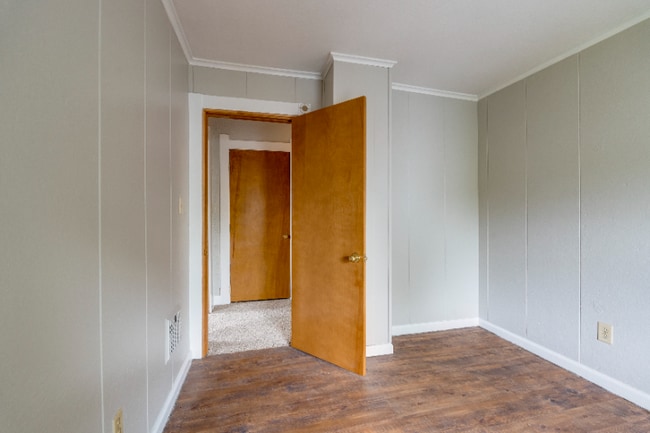 Building Photo - 1481 Berdan Ave