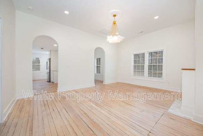 Building Photo - 3612 E Brief Rd