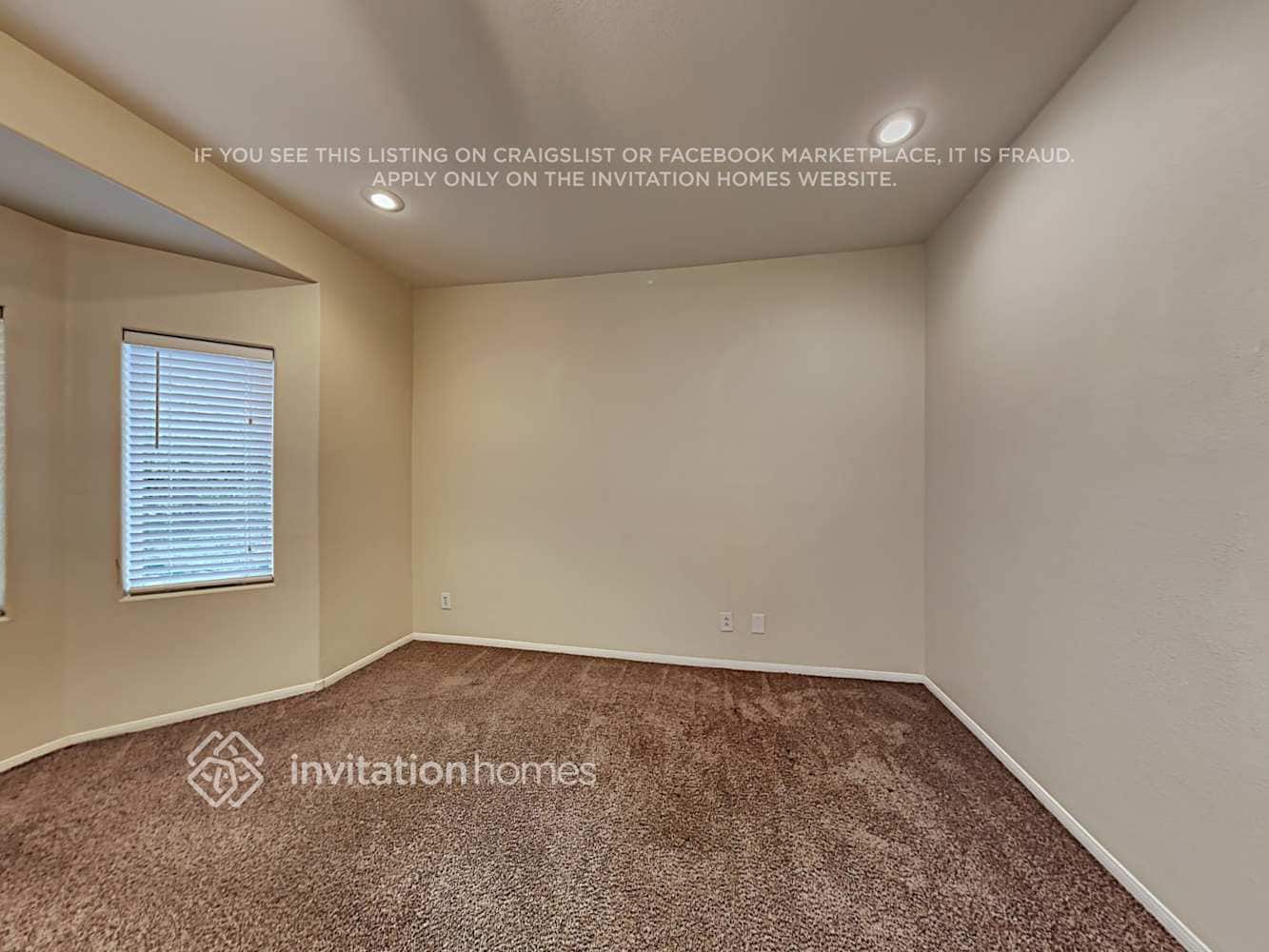 Building Photo - 765 Feather Ridge Dr