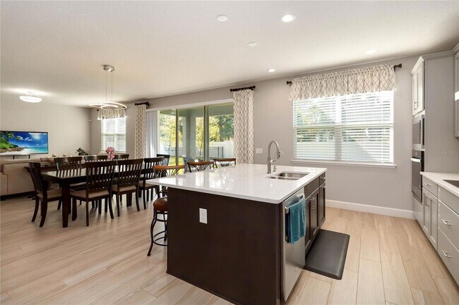 Building Photo - 3663 Arbordale Lp