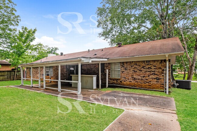 Building Photo - Living where You Love is Good for your Heart!