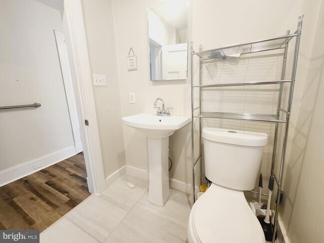 Building Photo - 5107 Walther Ave