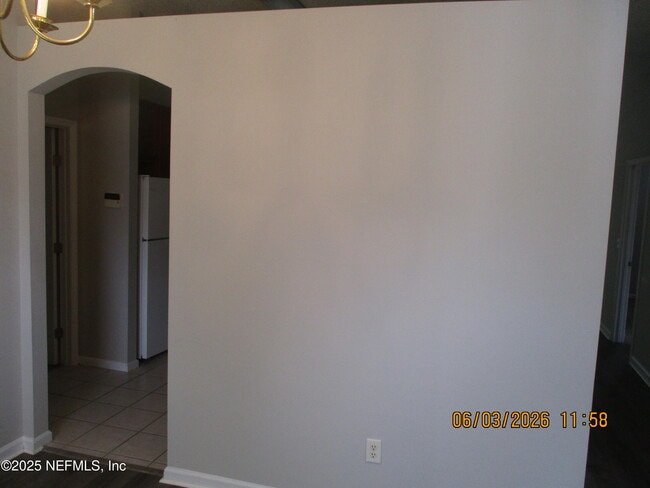 Building Photo - 3285 Avalon Dr