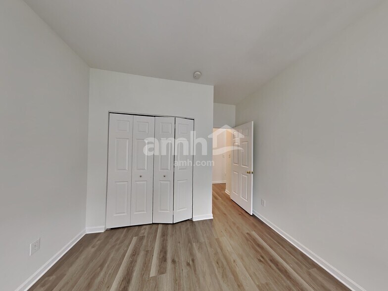 Building Photo - 1828 Annalee Dr