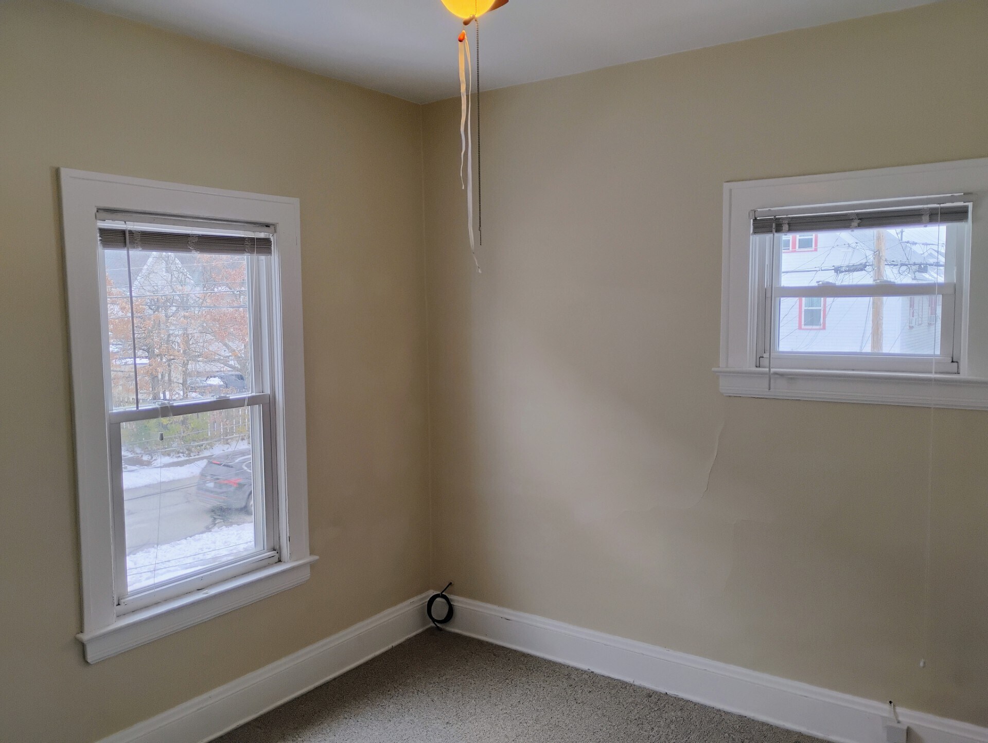 Building Photo - 2102 Chesterland Ave