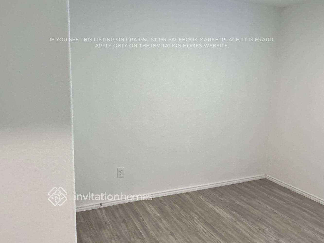 Building Photo - 6558 Runaway Row