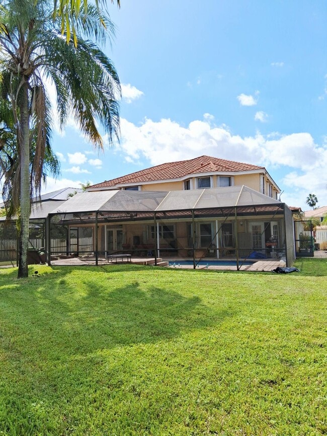 Building Photo - 2353 SW 181st Terrace