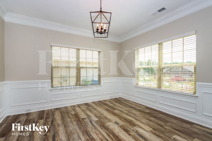 Building Photo - 321 Tall Wheat Lane