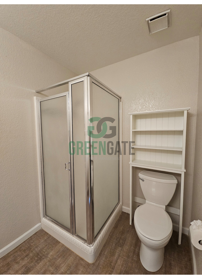 Building Photo - 1108 Cedar Creek Dr