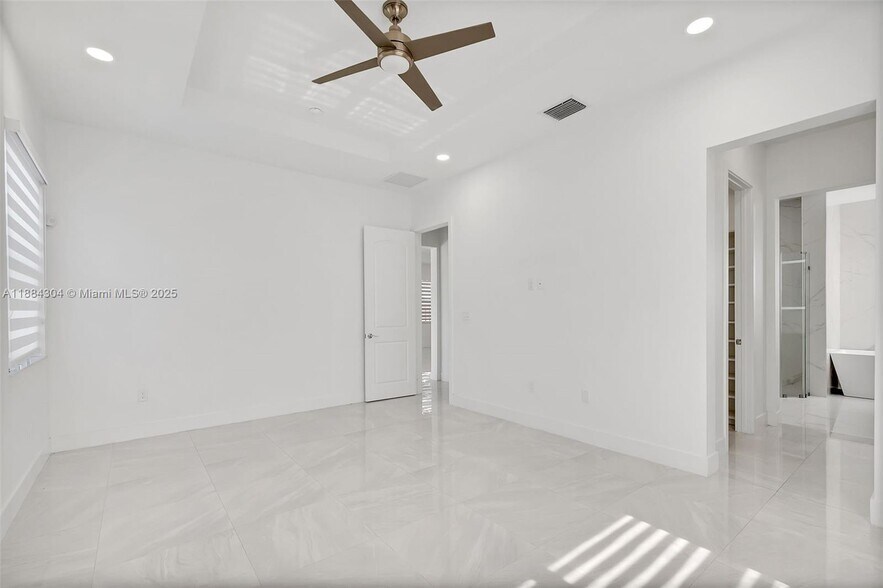 Building Photo - 14932 SW 175th St