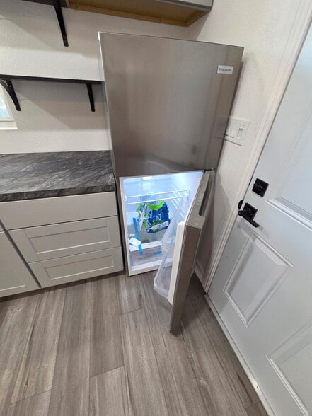 Building Photo - 5034 2nd Ave S