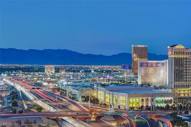 Building Photo - 4471 Dean Martin Dr