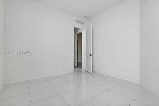 Building Photo - 4398 SW 173rd Ave