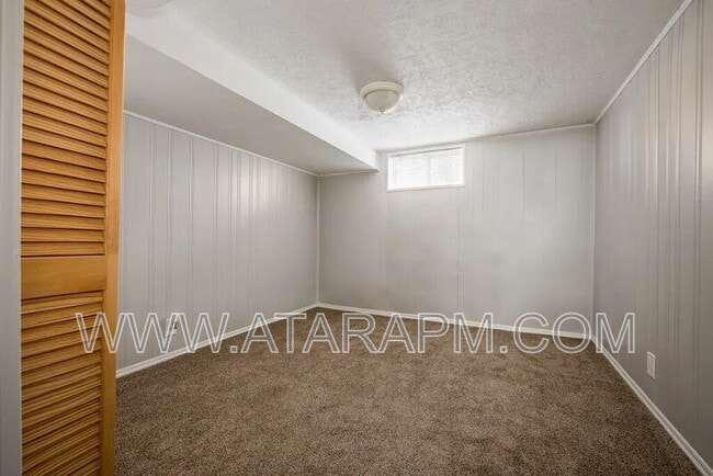 Building Photo - 291 S 800 W