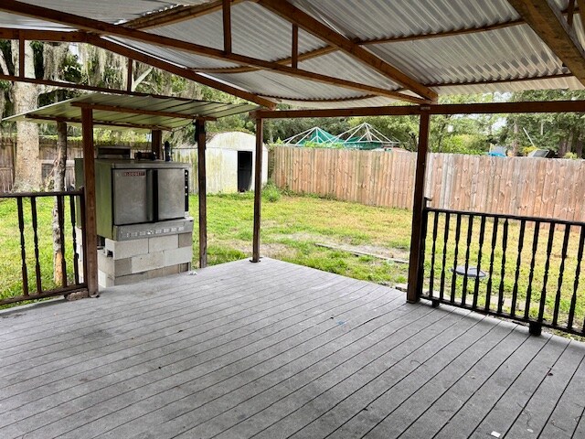 Building Photo - 4294 Tanglewilde Dr S