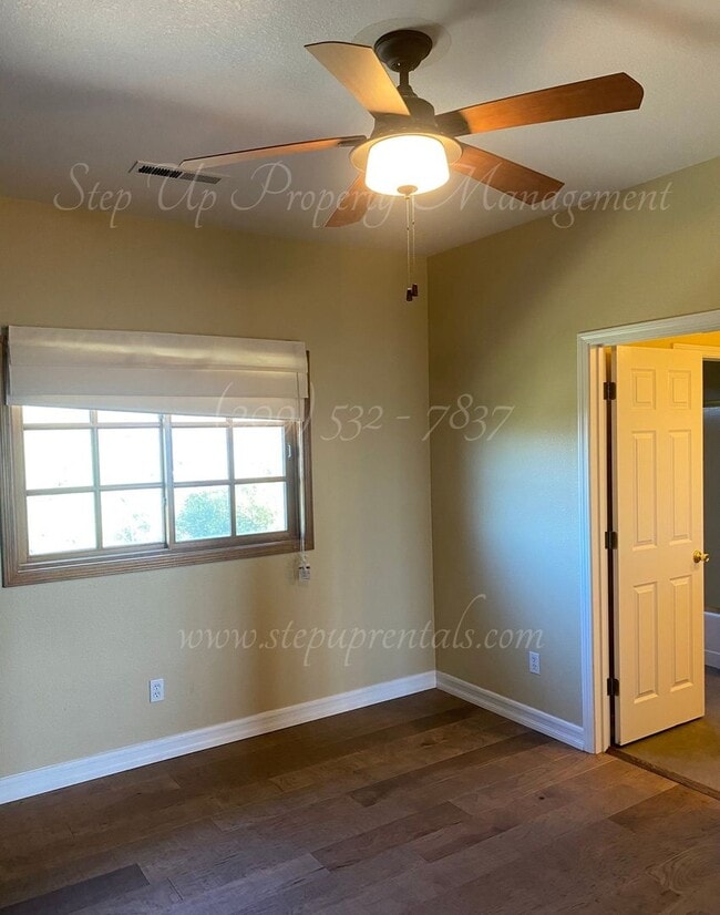 Building Photo - Elegant Mountain-View Home with Solar, Well Water & Septic – Utility Savings Included!