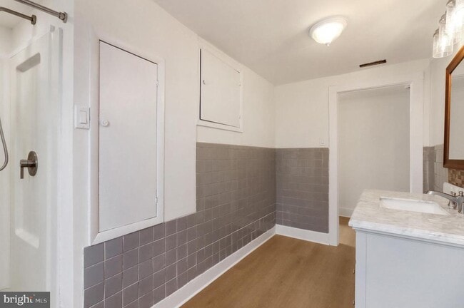 Building Photo - 24369 W Main St