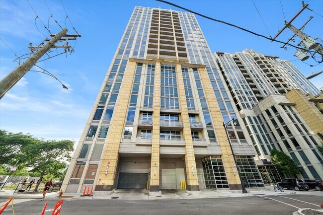 Building Photo - 700 N Larrabee St