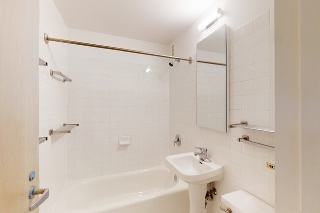 Floorplan - 1400 E. 57th Street