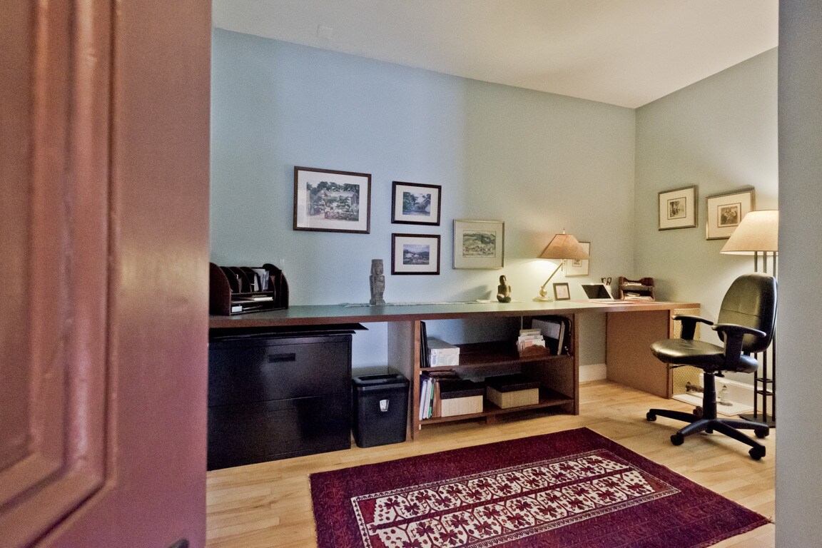 Study / Office - 34 Pleasant Ave