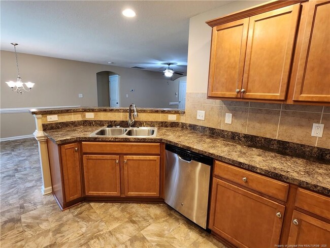 Building Photo - 931 Screech Owl Dr