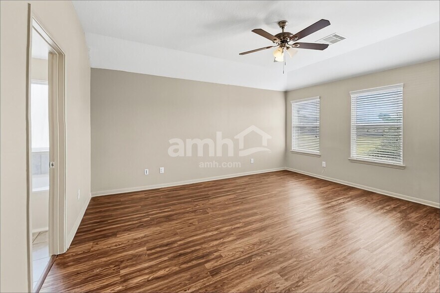 Building Photo - 16706 N Whimbrel Cir
