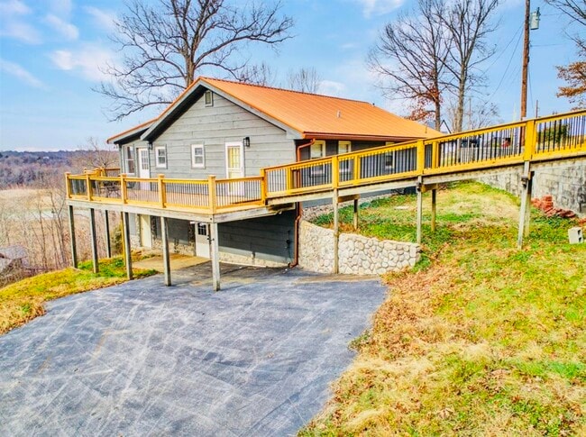 Building Photo - 73 Willow Tree Cir