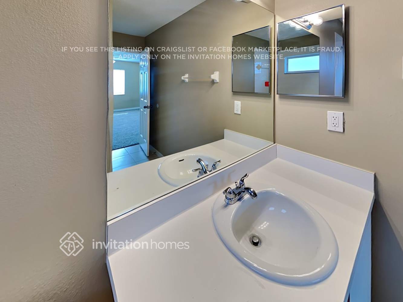 Building Photo - 563 Lindsay Anne Ct