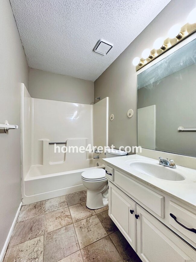 Building Photo - Blue Valley Schools w/ Hardwood Floors and...