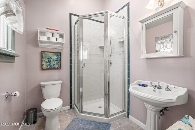 Building Photo - 49 Franklin Ave