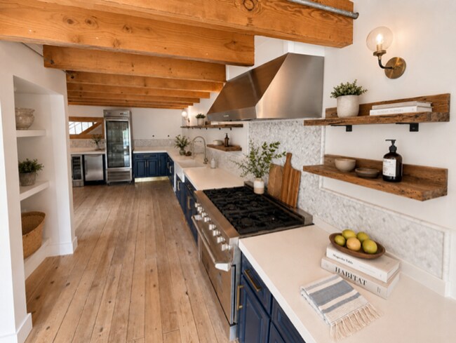 Building Photo - Stunning Designer Coastal Retreat | Fully Renovated Luxury Home in Ocean Park
