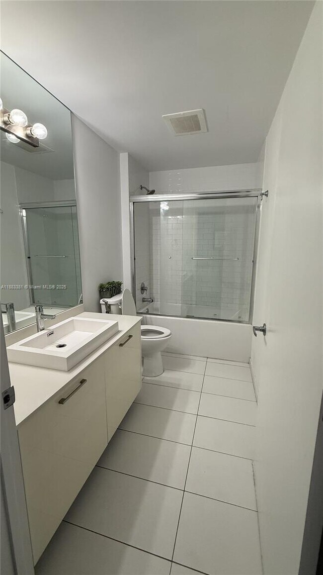 Building Photo - 151 SE 1st St