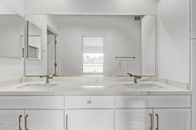 Building Photo - 7376 E Via Estrella Ave