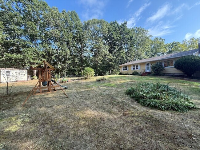 Building Photo - 475 Saw Mill Rd