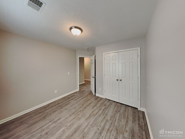 Building Photo - 8 Magnolia Bay Ct
