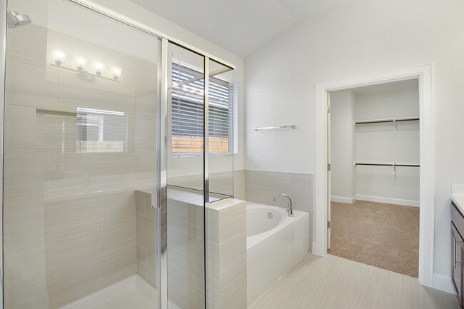 Building Photo - 8417 Yokohama Terrace