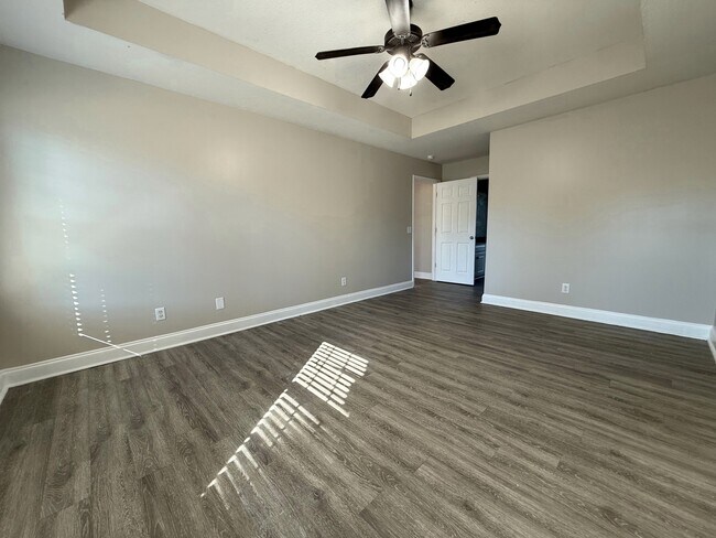 Building Photo - 1003 Moss Creek Cir