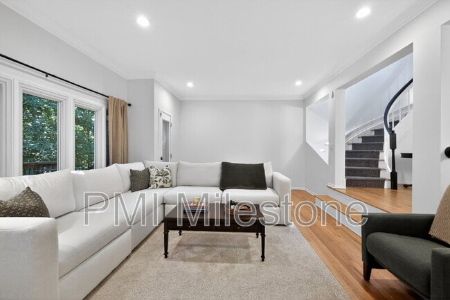 Building Photo - 7830 Whiterim Terrace