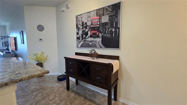 Building Photo - 4085 Shadetree Ln