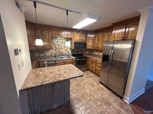 Building Photo - 6620 Willow Pointe Dr NW