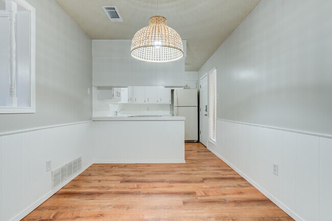 Building Photo - 3610 54th St